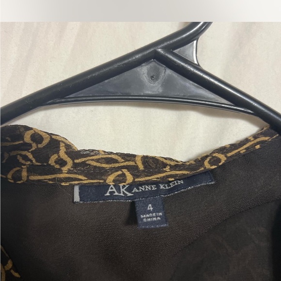 Brown Patterned Women's Top - Picture 4 of 4